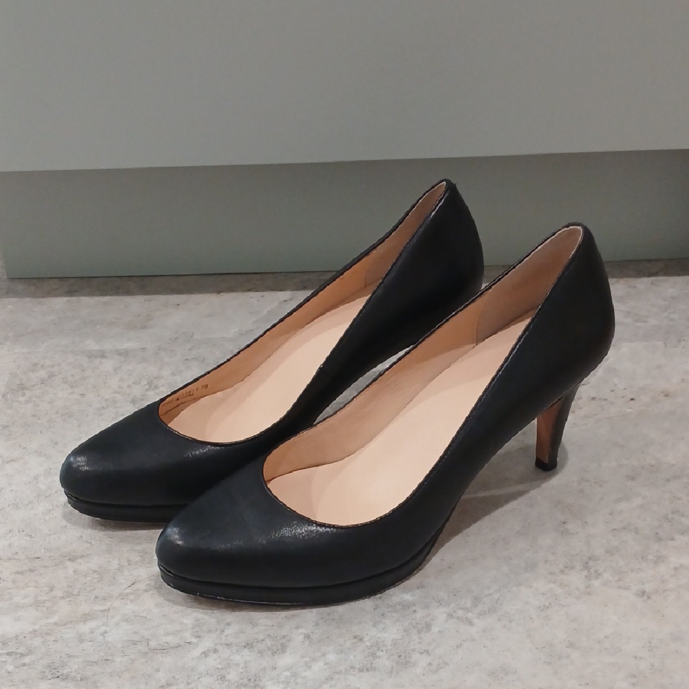 Black Cole Haan Margot Pumps